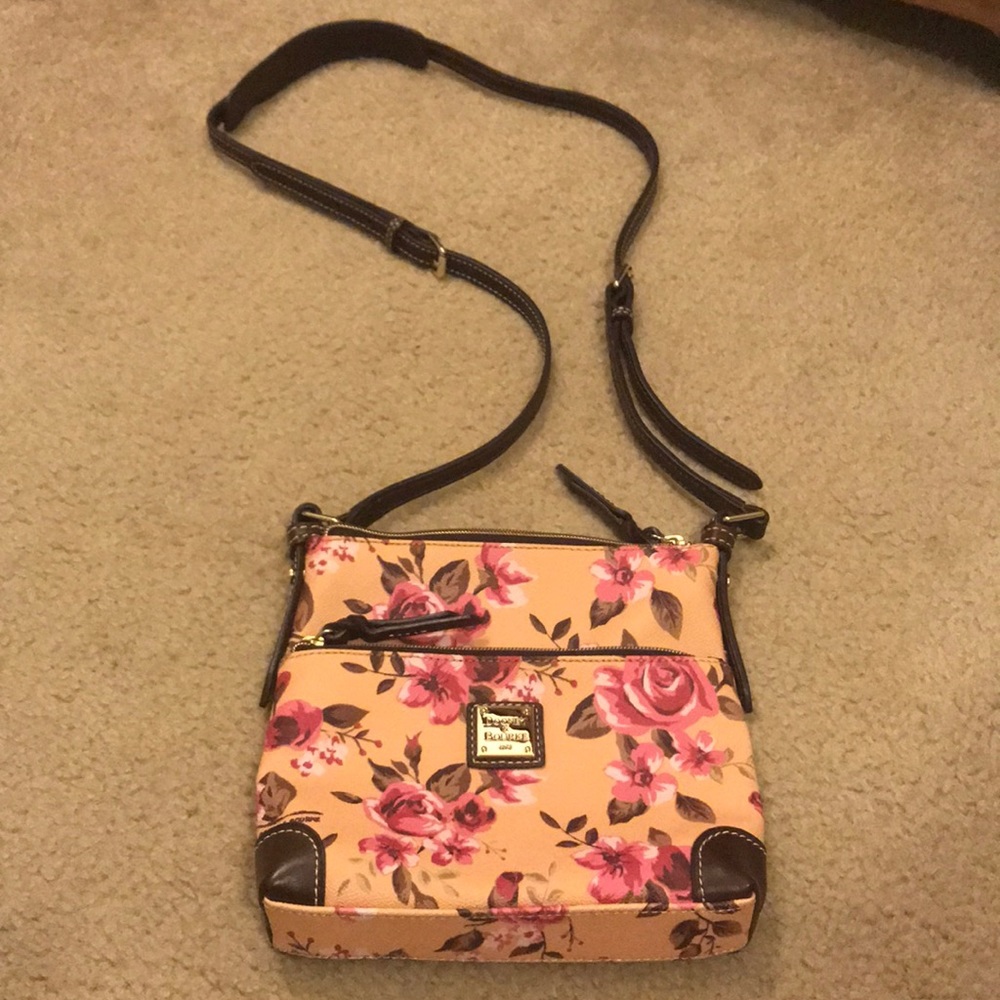 Dooney & Bourke purse